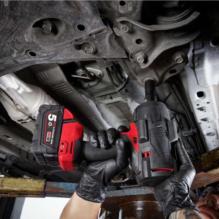 milwaukee-49162967a-protective-boot-suits-m18fhiw2f120-18v-high-torque-impact-wrench-with-friction-ring.jpg