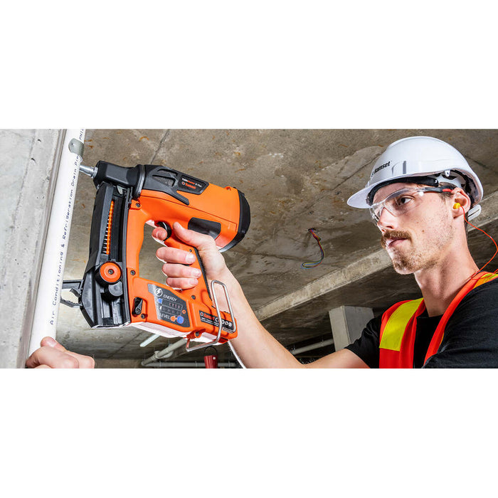 ramset-cmcplus-cablemaster-c-plus-3-7v-2-x-2-5ah-cordless-gas-nailer-kit.jpg