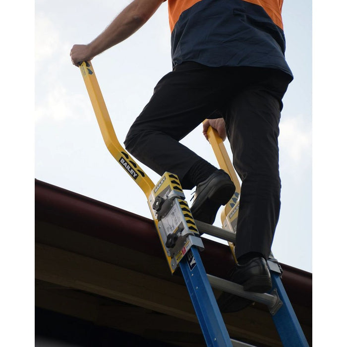 Bailey FS14000 STEPTHRU Safety Device Extension Ladder