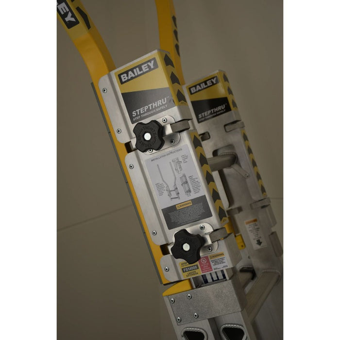 Bailey FS14000 STEPTHRU Safety Device Extension Ladder