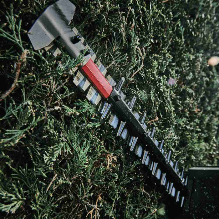 milwaukee-m18cht18b0-18v-457mm-18-fuel-cordless-hedge-trimmer-skin-only.jpg