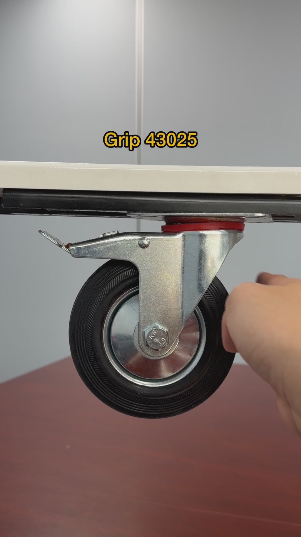Grip 43025 100mm 70kg Rubber Moulded Steel Core Swivel Castor with Brake