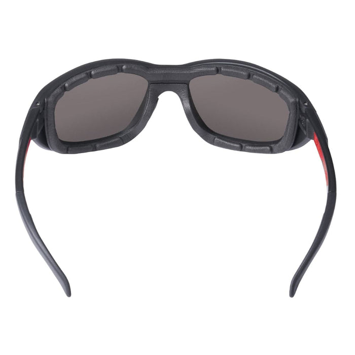 milwaukee-48732945-high-performance-polarised-safety-glasses.jpg