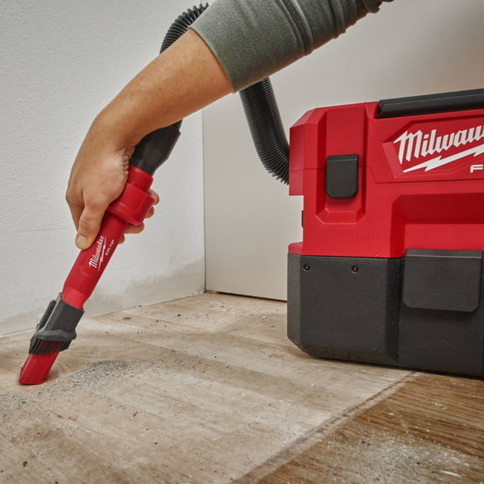 milwaukee-49902028-air-tip-2-in-1-utility-brush-tool-for-dust-extractor.jpg