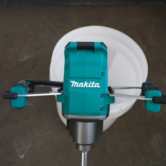 makita-ut001gm102-40v-max-4-0ah-xgt-cordless-brushless-mixer-kit.jpg